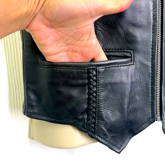 Milwaukee Leather - Black Leather Hide With Braided Trim Zip Up Vest Size XS - Picture 8 of 12